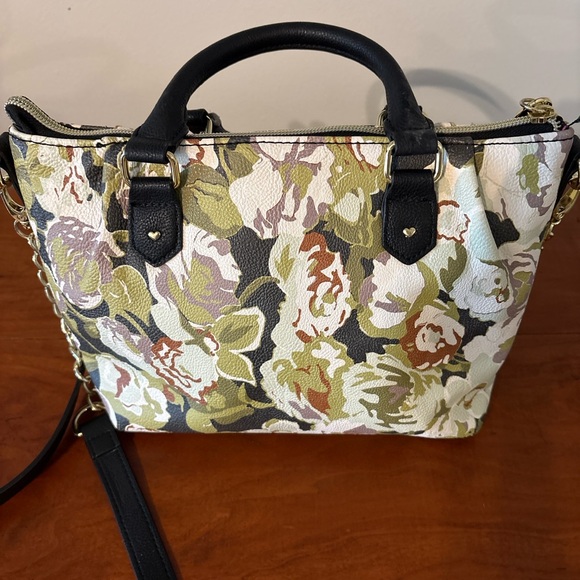Betsey Johnson Pinch Satchel Xbody Olive Floral Gold Heart Charm - Picture 4 of 7